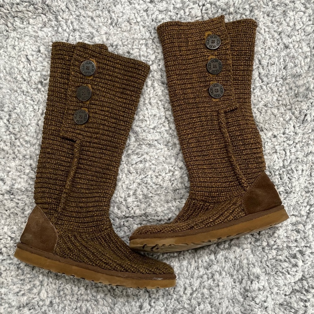 UGG Australia classic cardy tan knitted boots